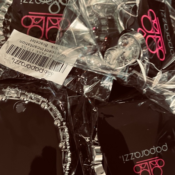 COPY - Lot of NWT Paparazzi Vintage pieces. 25 pieces - Picture 2 of 13